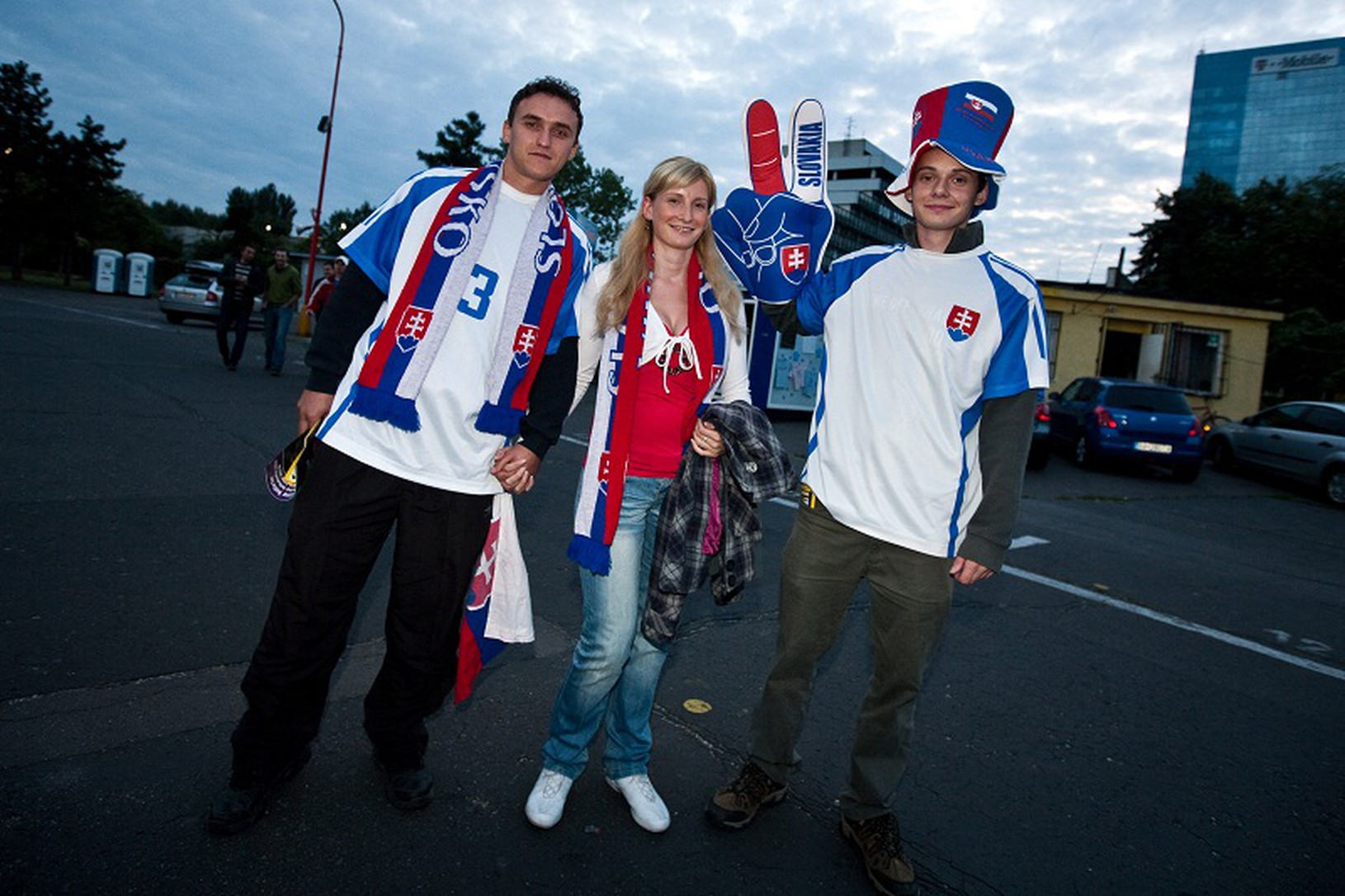 Slovenskí fanúšikovia pred zápasom