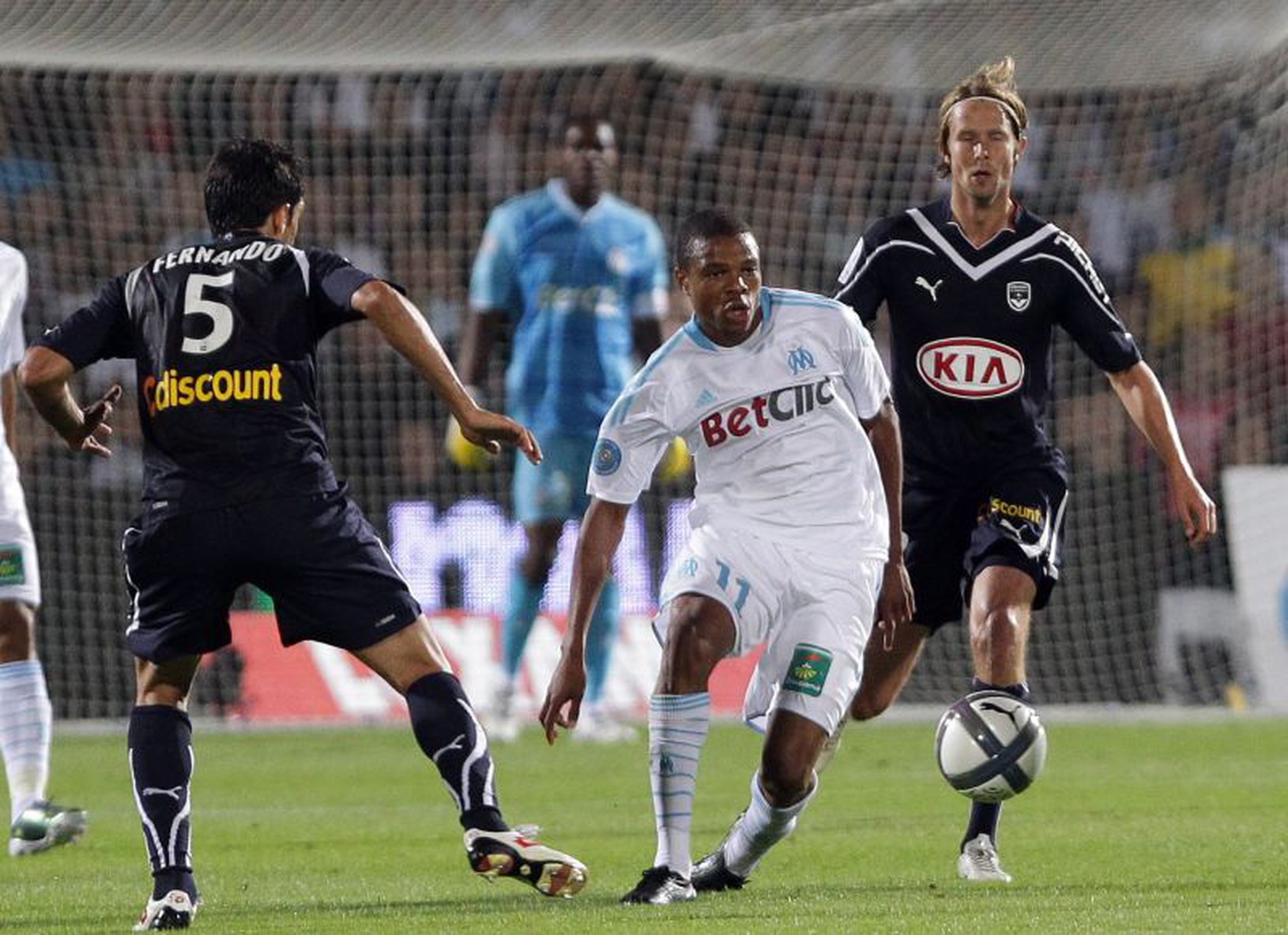 Loic Rémy (v bielom