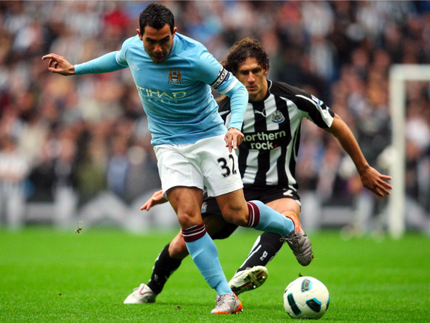 Carlos Tevez a Fabricio