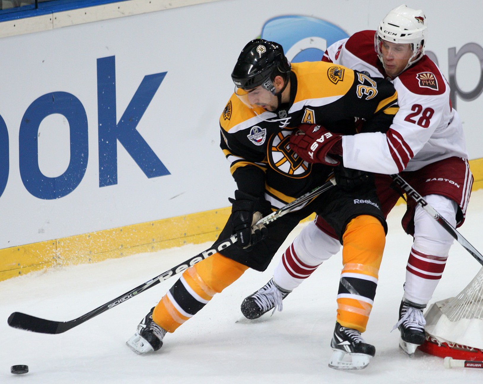 Patrice Bergeron v súboji