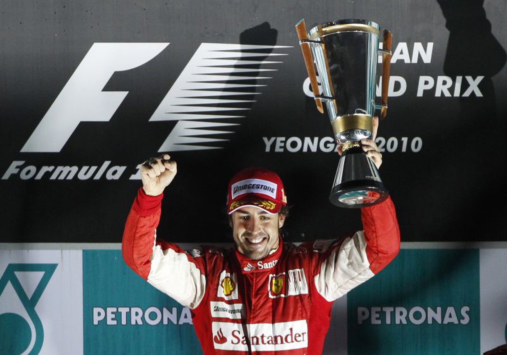 Fernando Alonso s trofejou