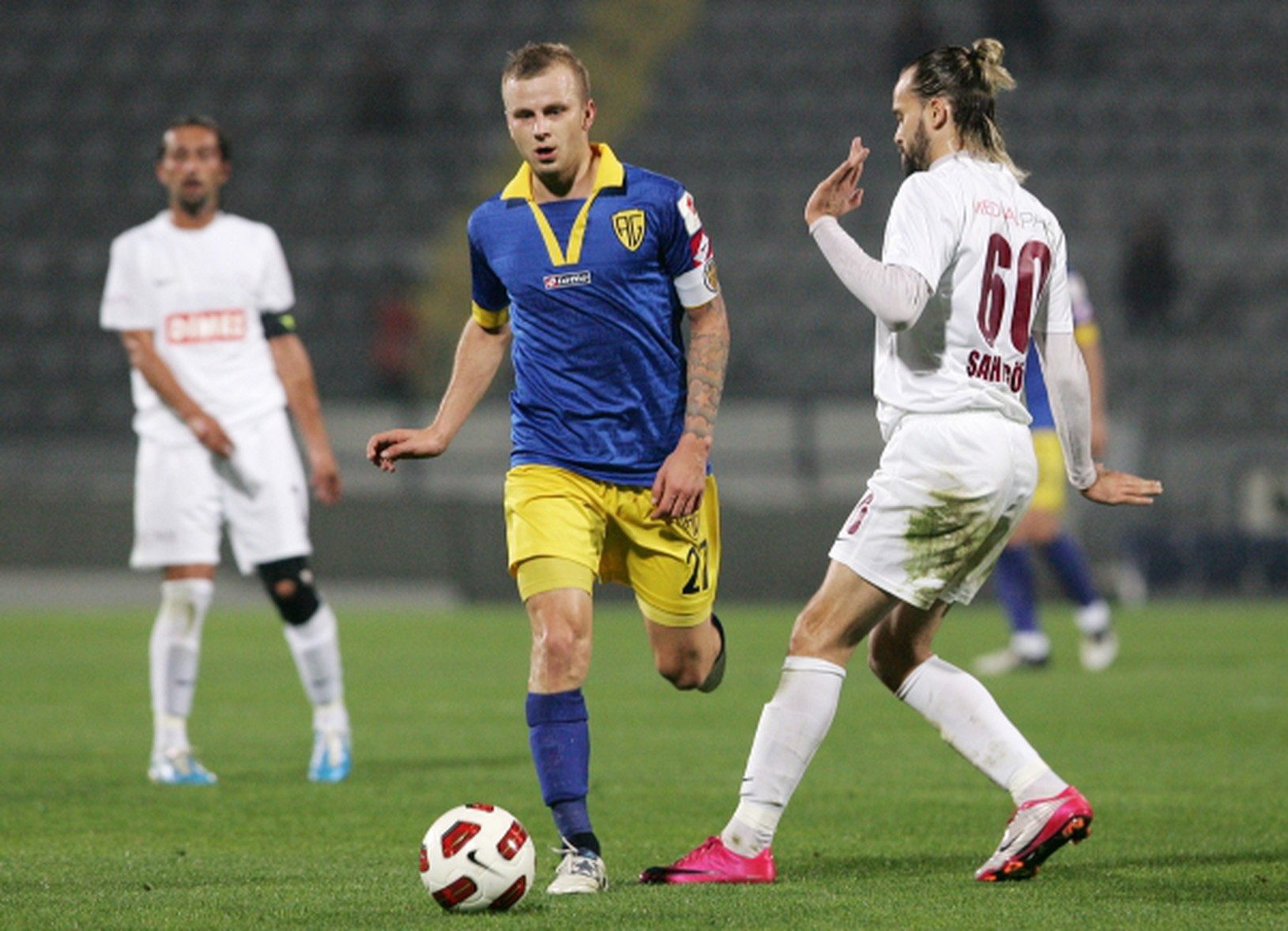 Marek Sapara v súboji