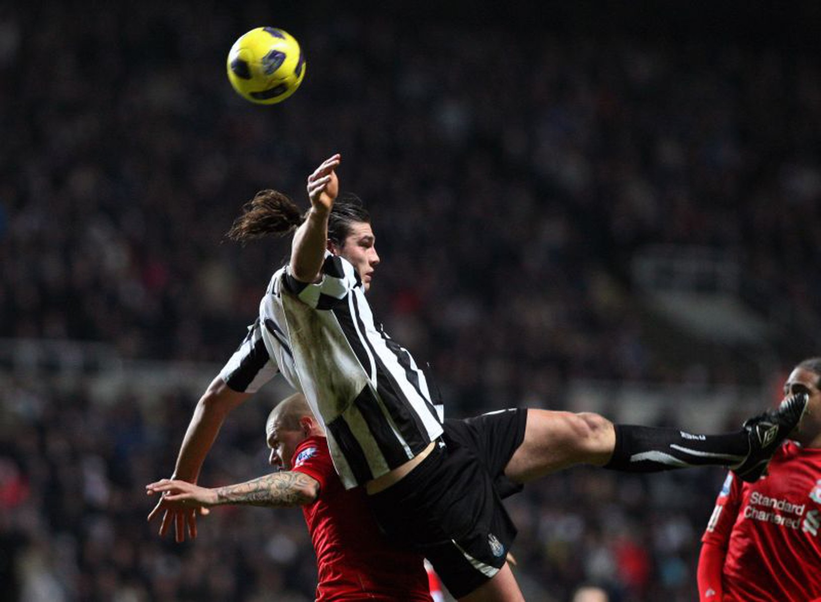Škrtel v súboji s