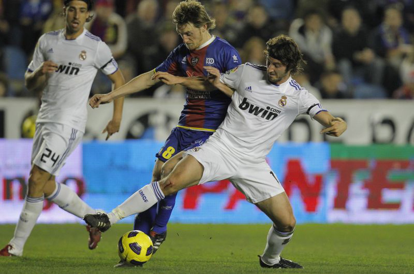 Esteban Granero v súboji