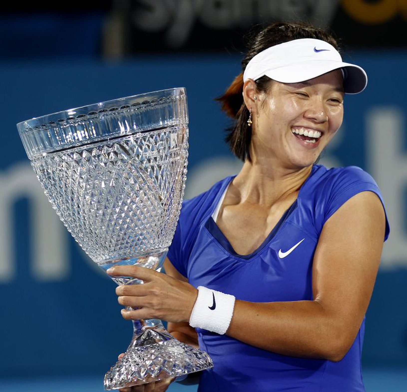 Na Li s trofejou