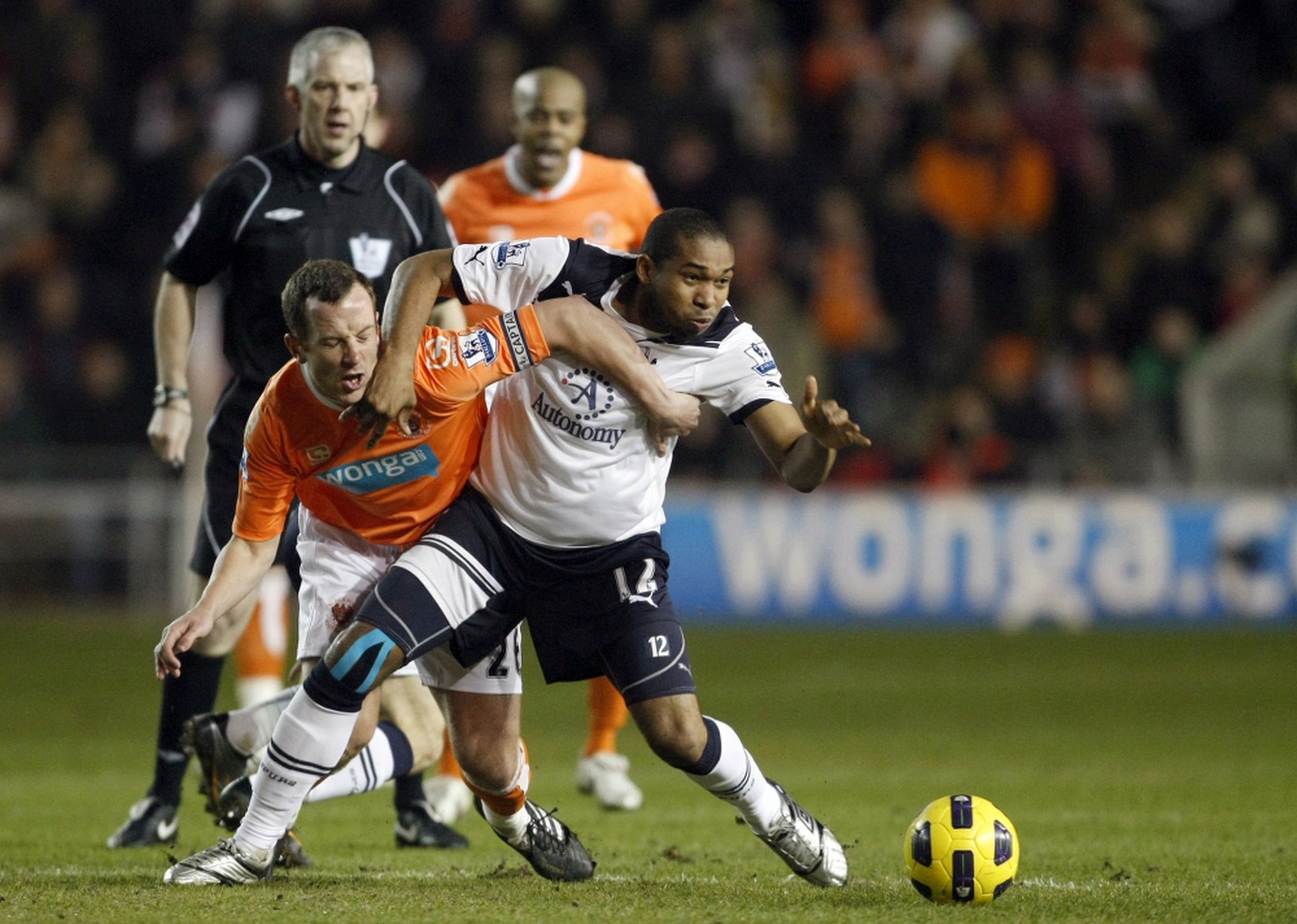 Charlie Adam a Wilson