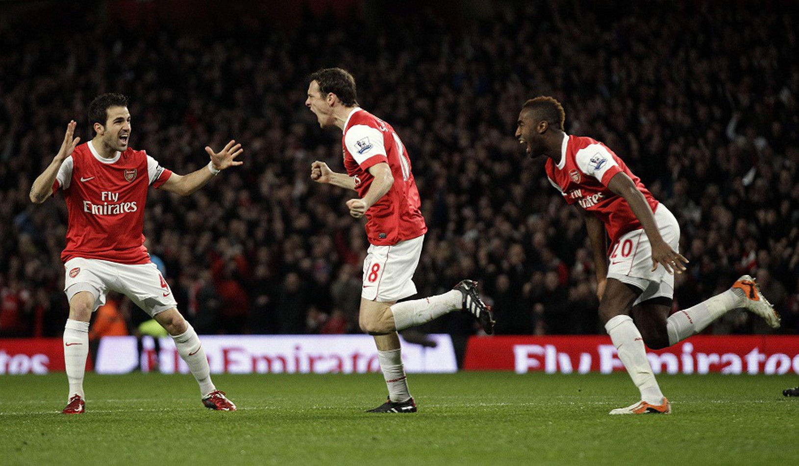 Fabregas, Squillaci a Djourou