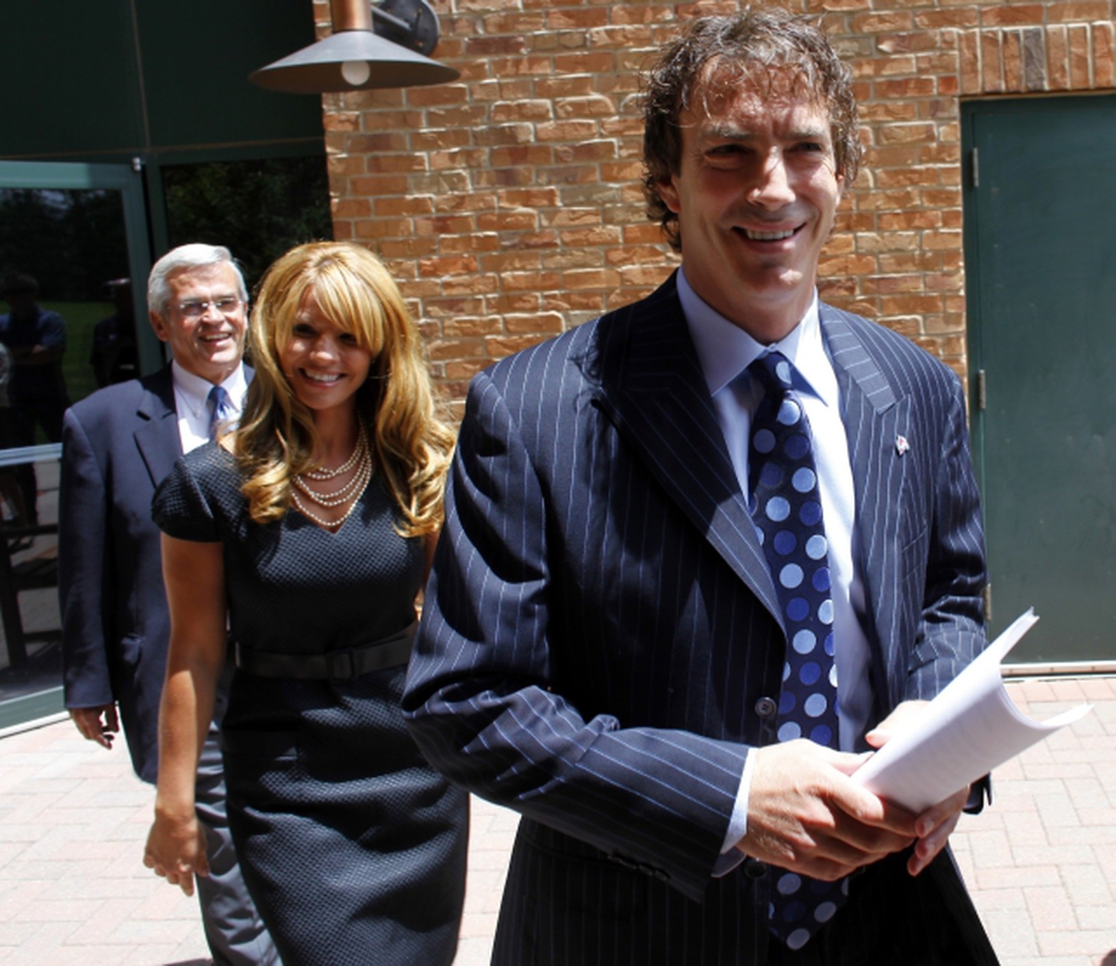 Joe Sakic, Debbie, agent