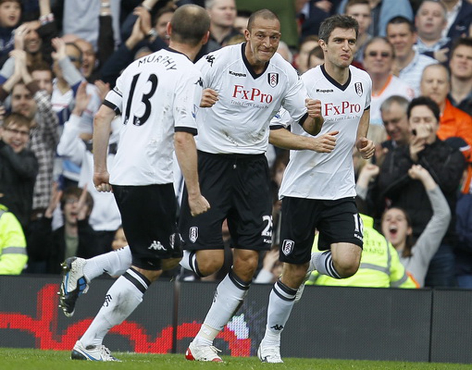 Bobby Zamora sa raduje