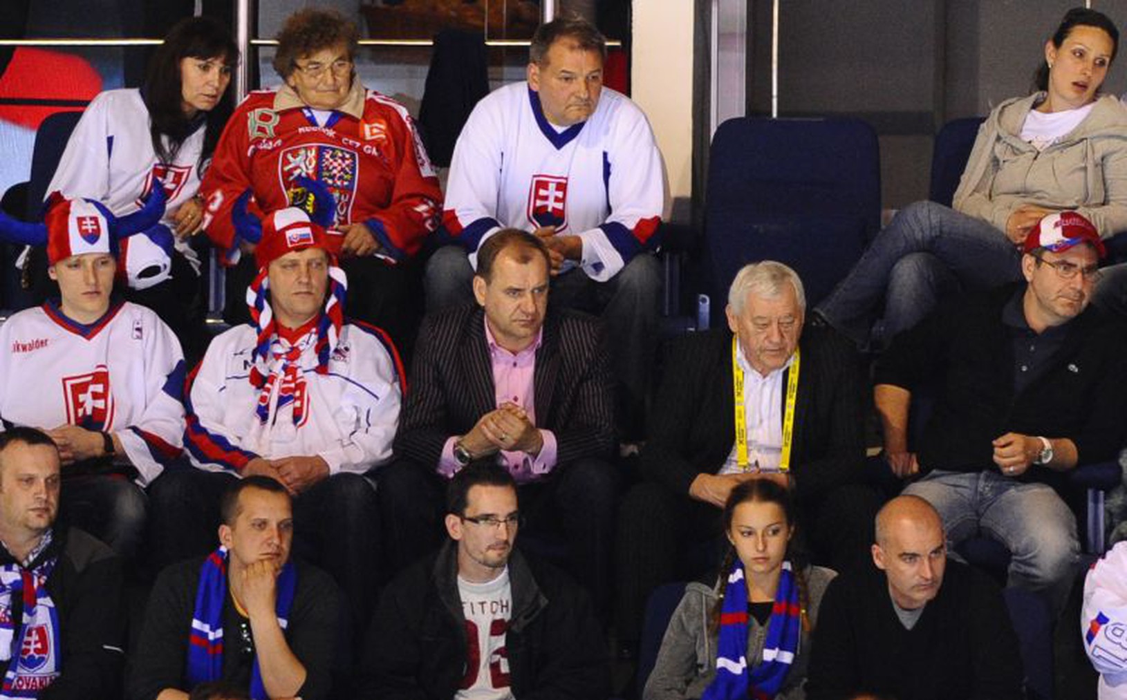 Pohľad na VIP tribúnu,