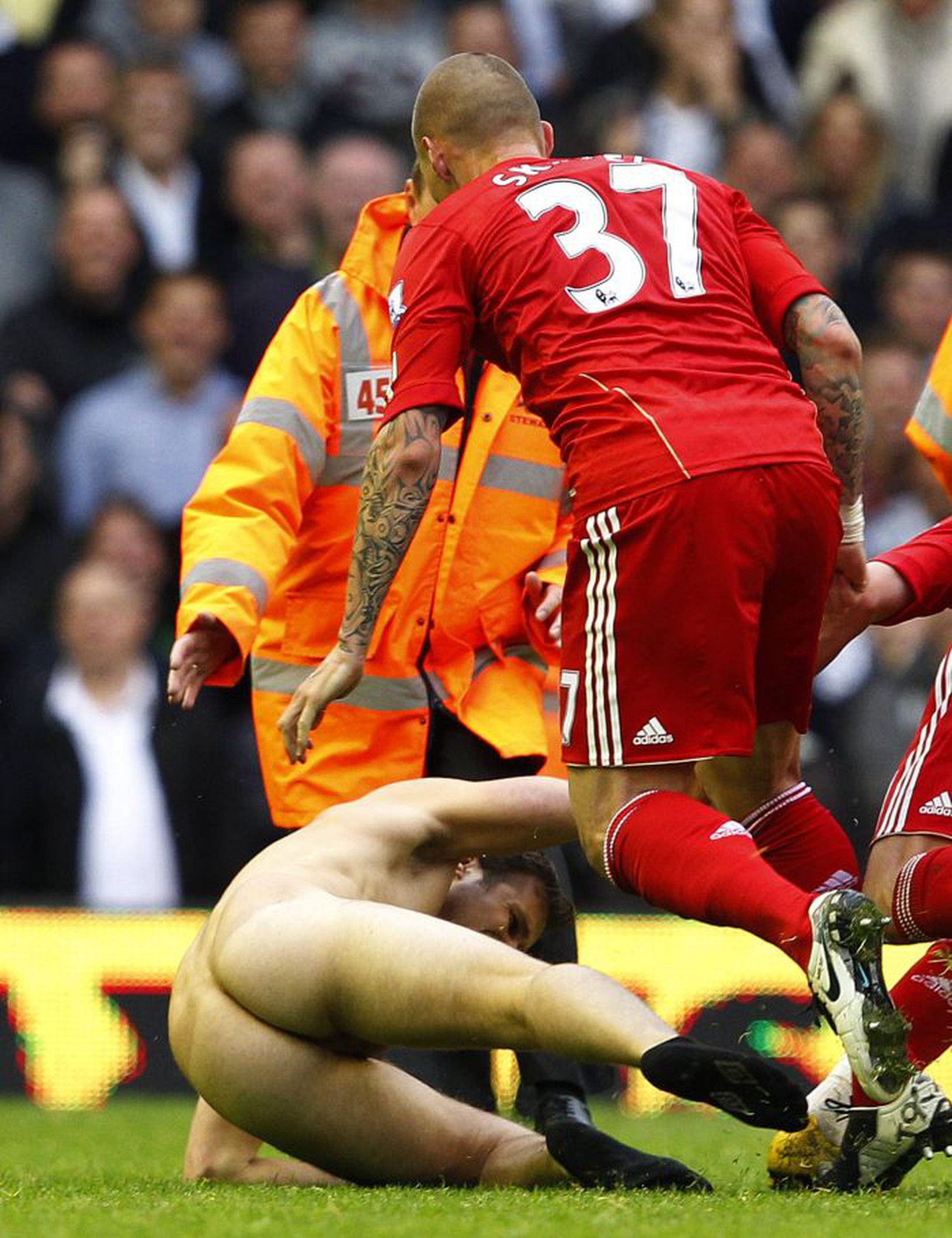 Martin Škrtel v netradičnej