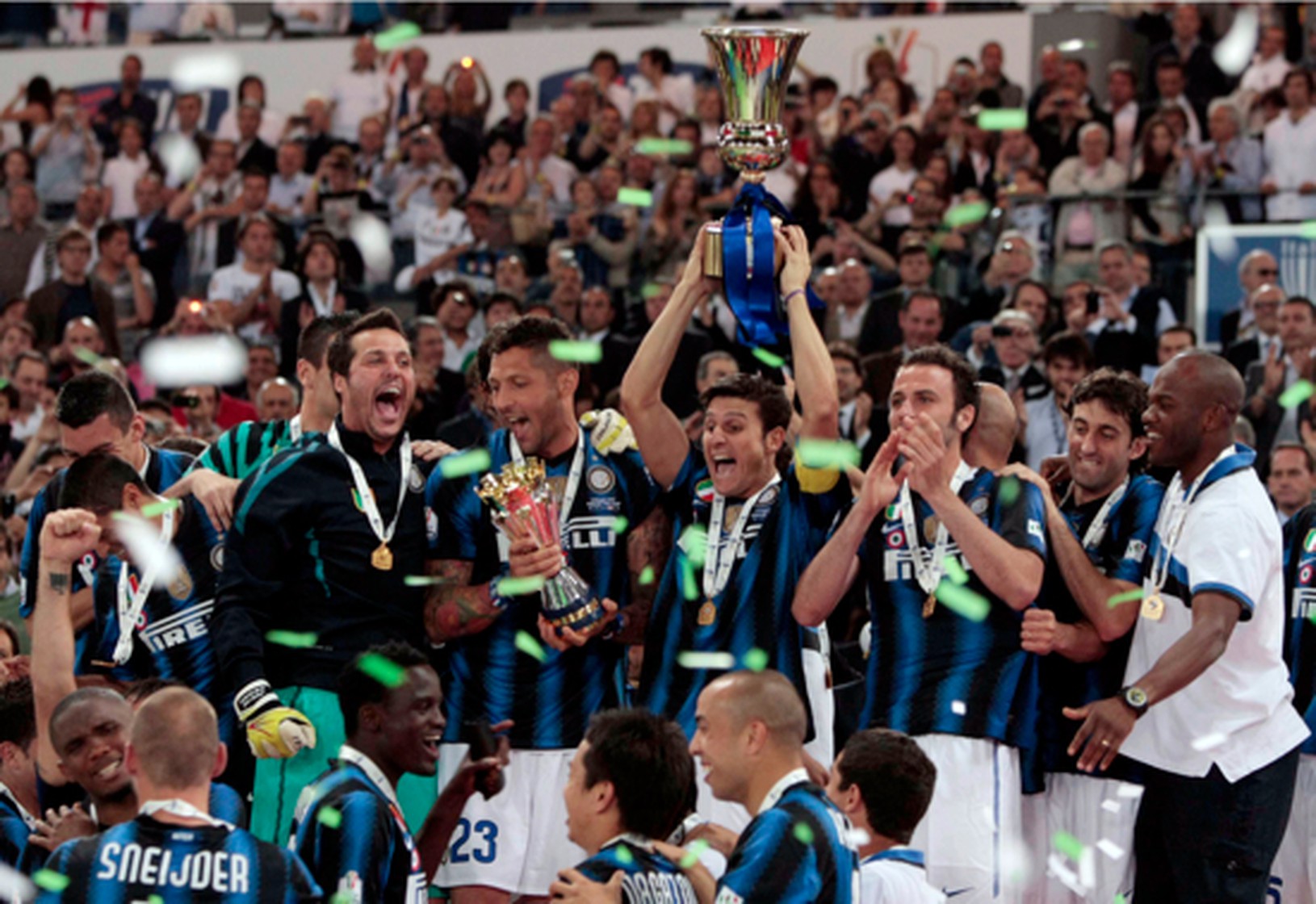 Javier Zanetti dvihol nad