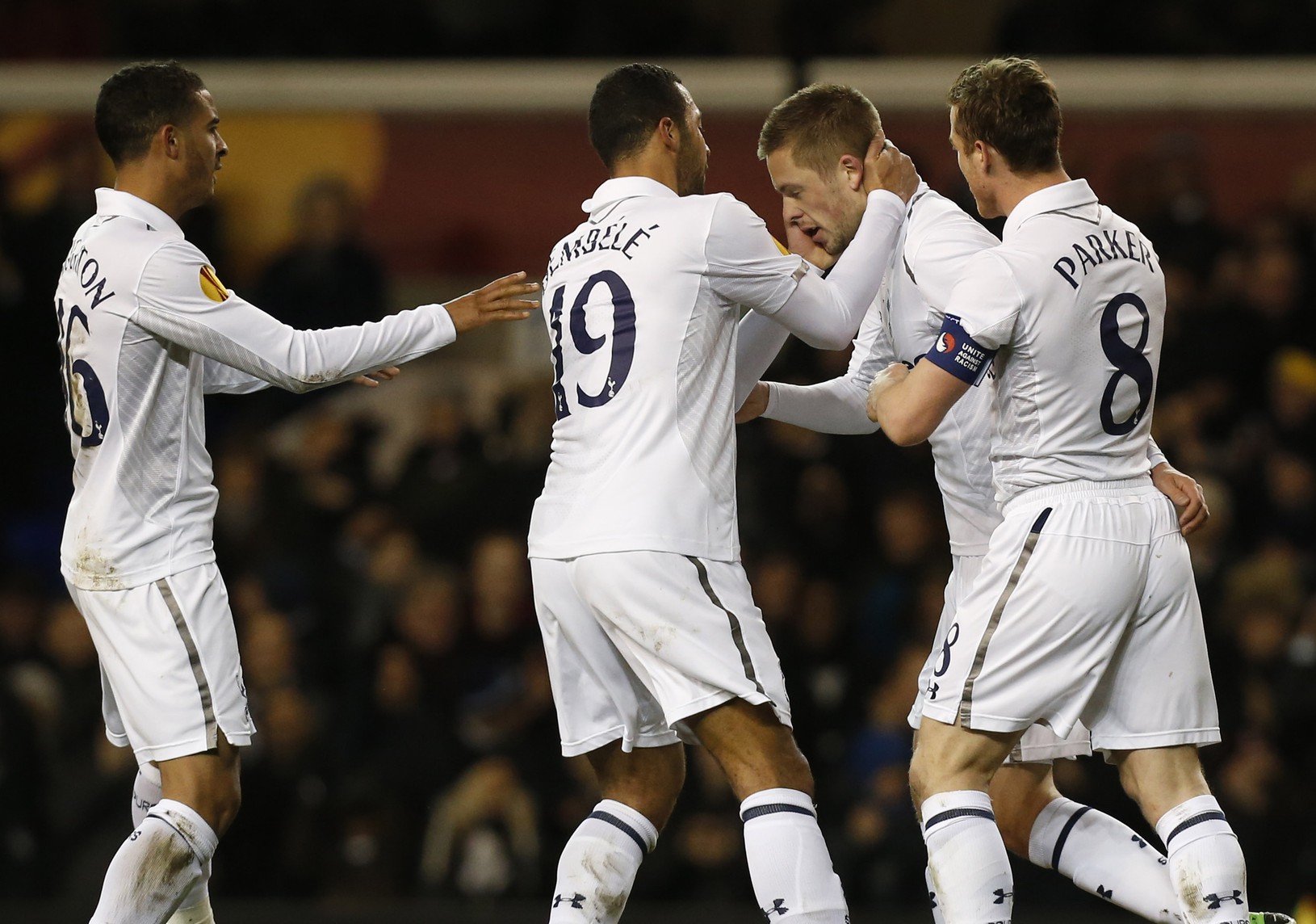 Gylfi Sigurdsson so spoluhráčmi