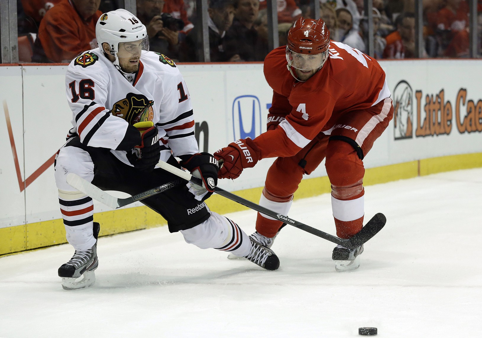 Jakub Kindl v súboji