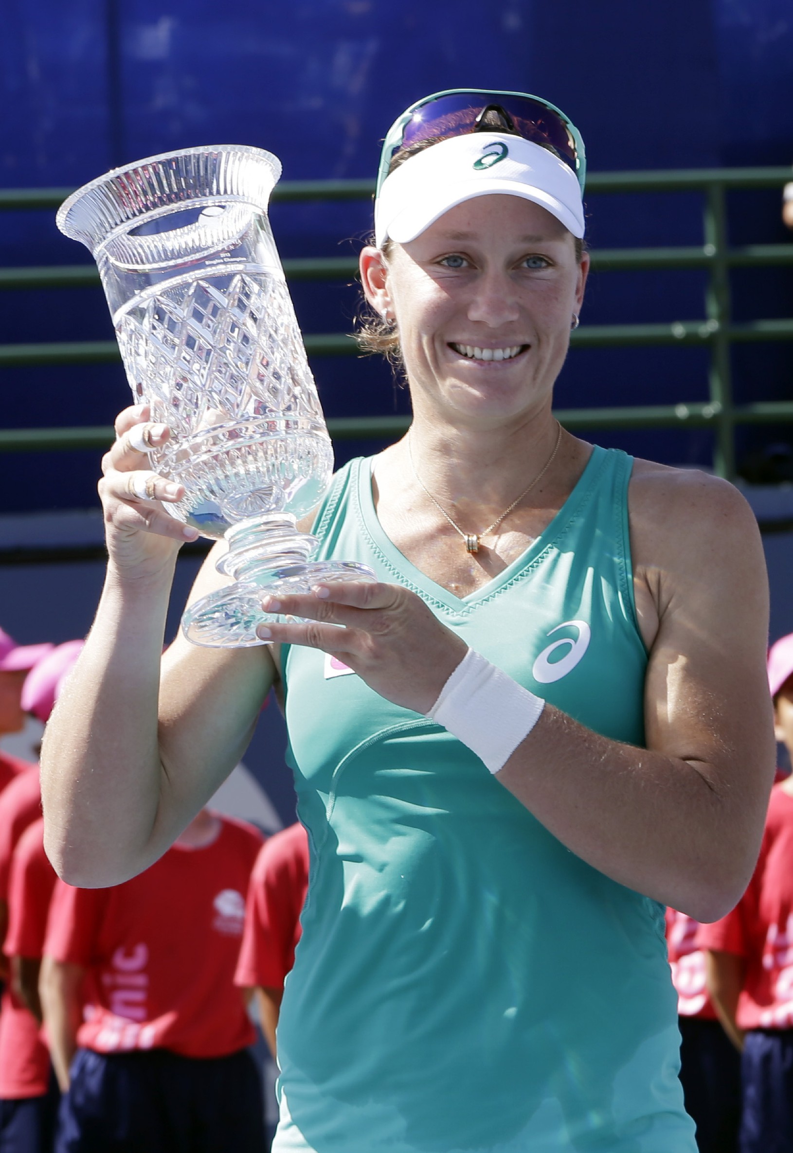 Samantha Stosurová s trofejou