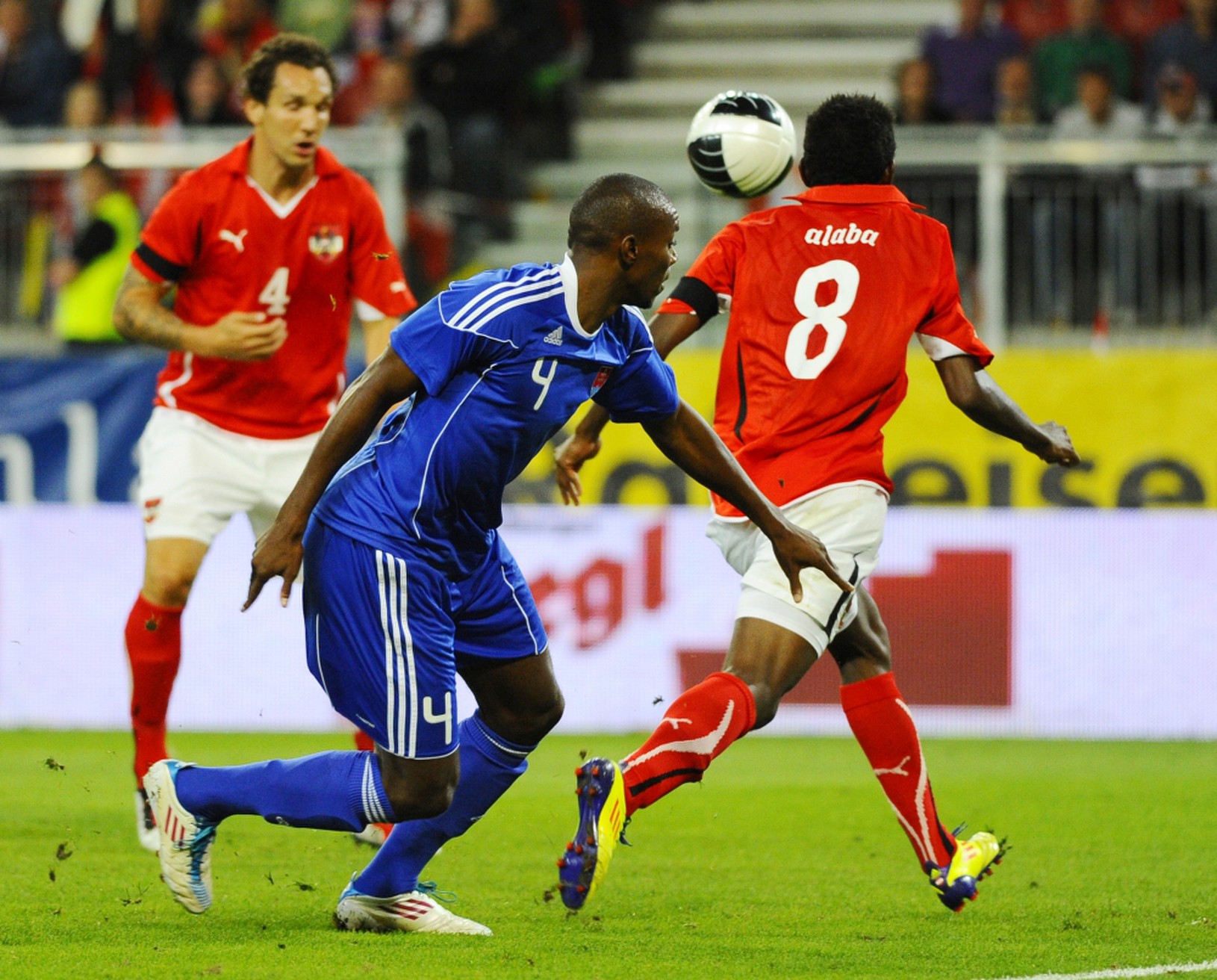 Pogatetz, Guede a Alaba