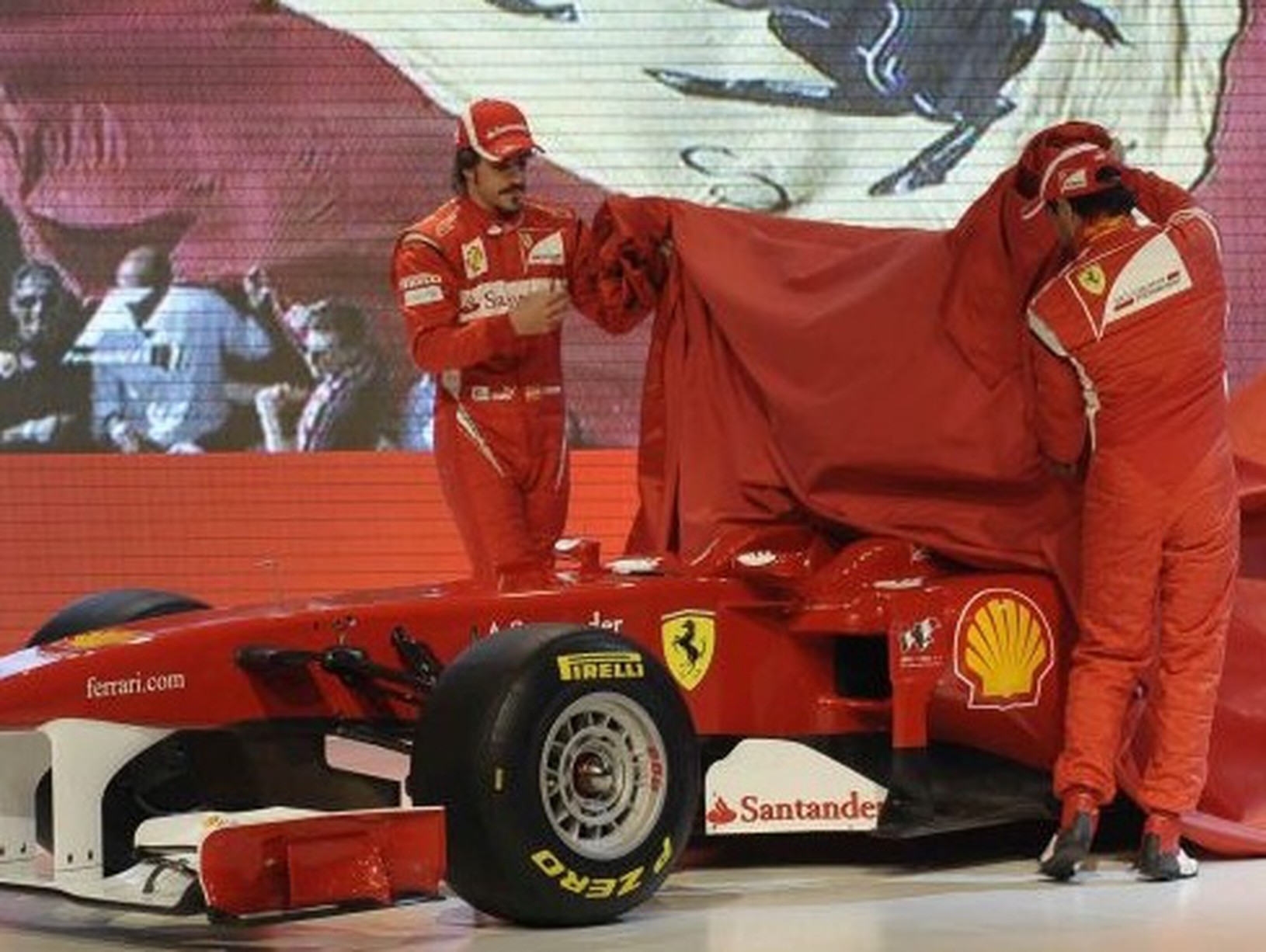 Alonso a Massa predstavili