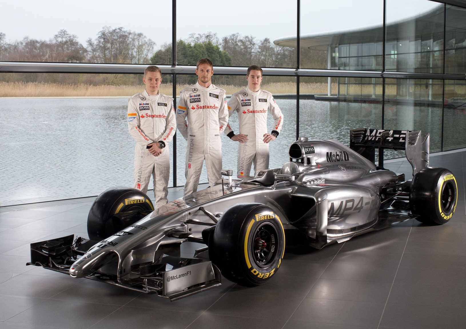 Jazdci McLarenu s novým