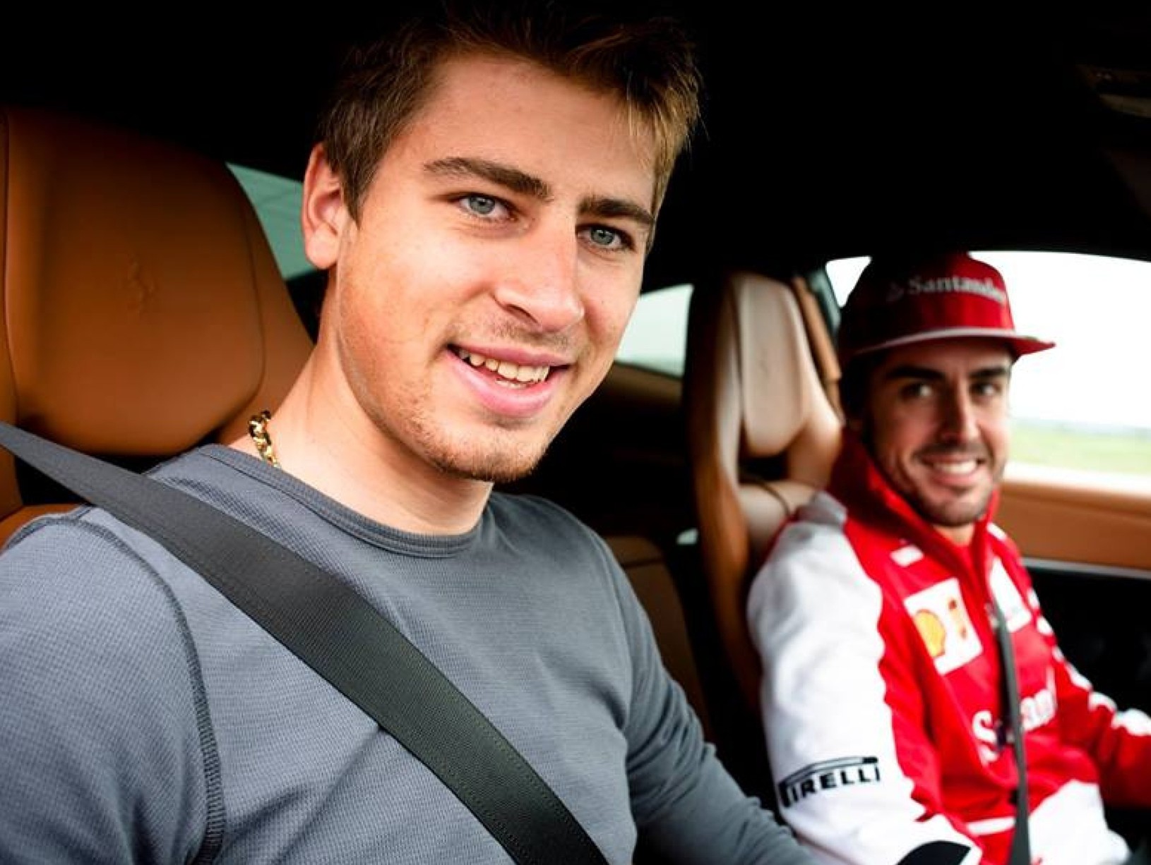 Fernando Alonso ukázal Saganovi