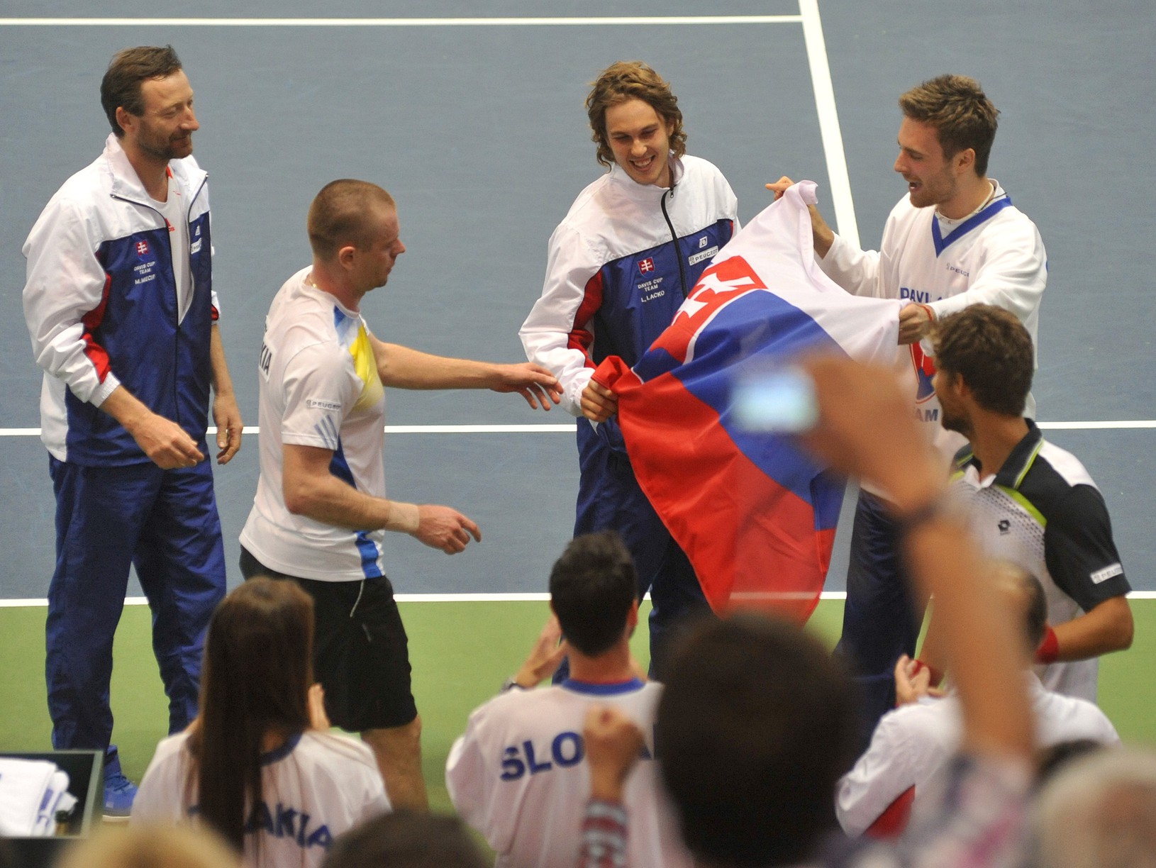 Víťazné oslavy slovenského daviscupového