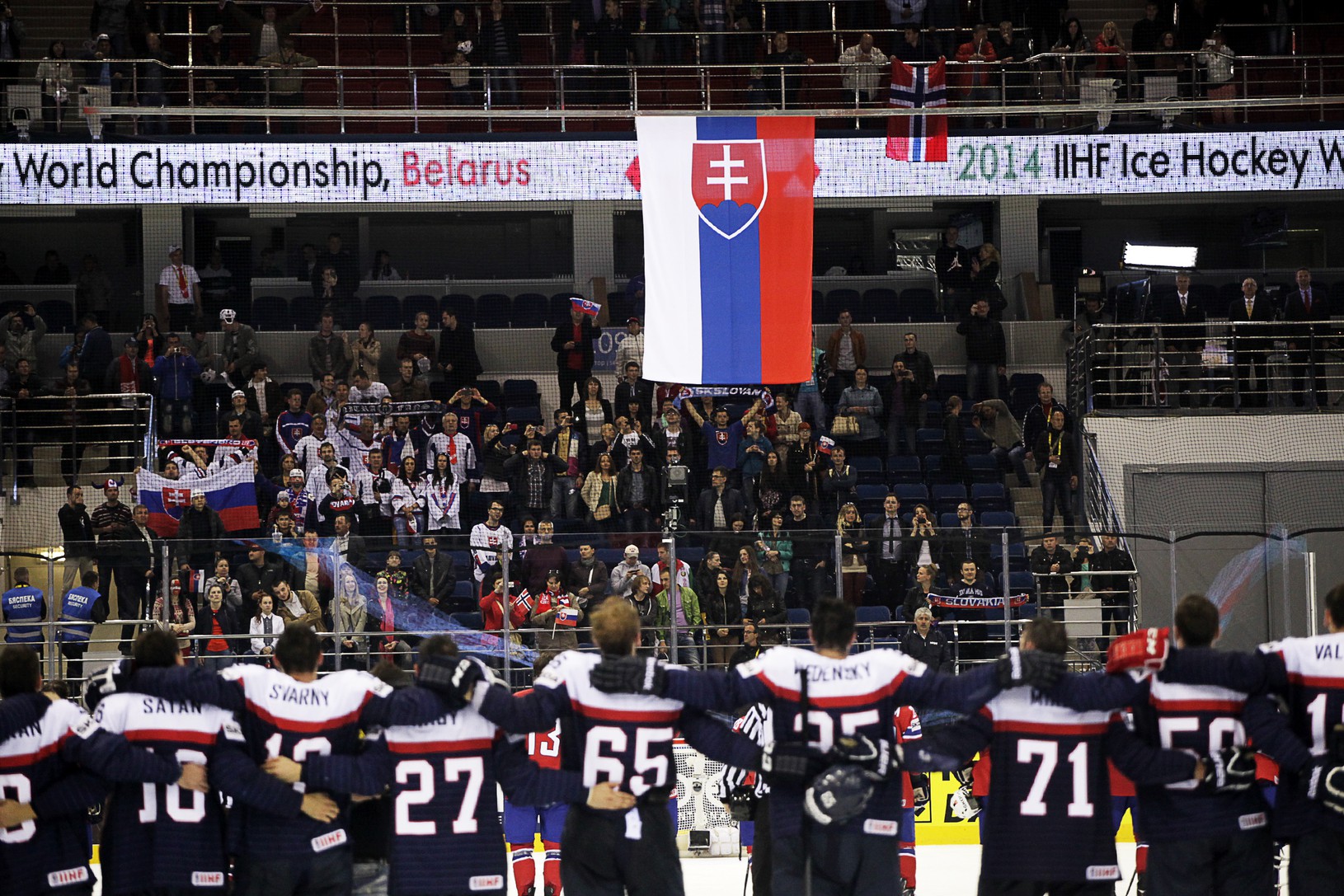 Slovenskí hokejisti po prvej