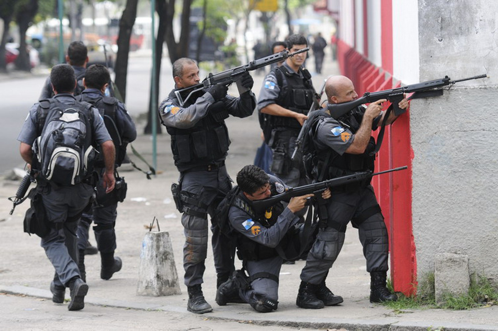 Policajné zásahy v Rio