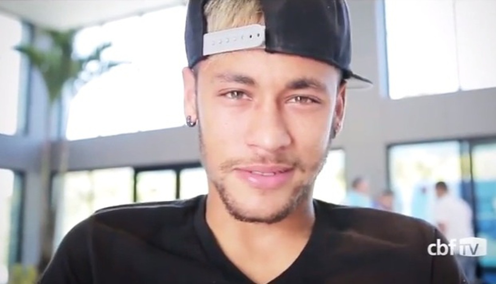 Neymar sa prostredníctvom videa