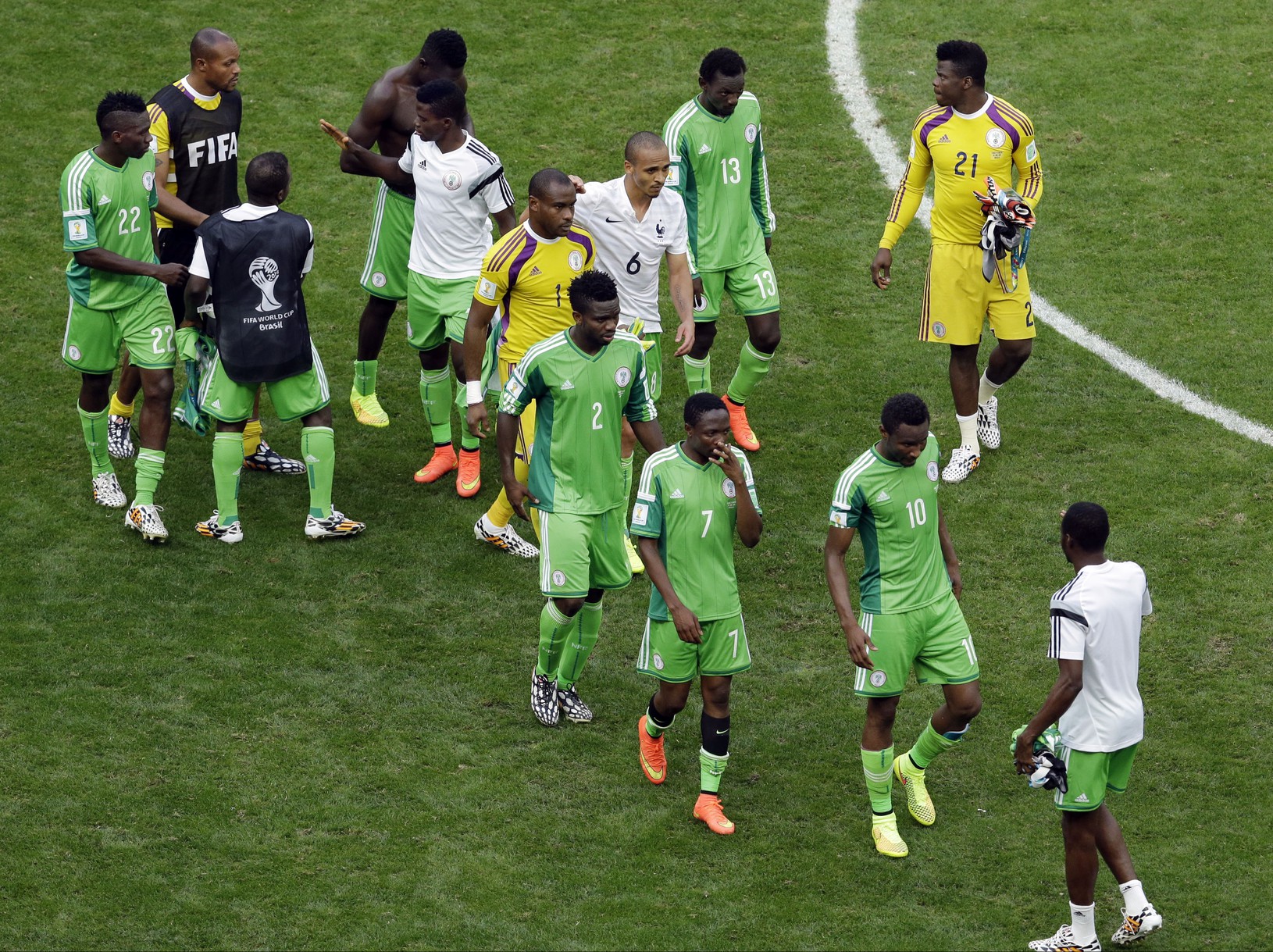 Sklamaní futbalisti Nigérie po