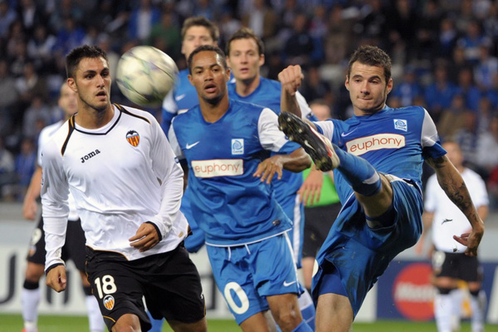 Victor Ruiz, Daniel Pudil