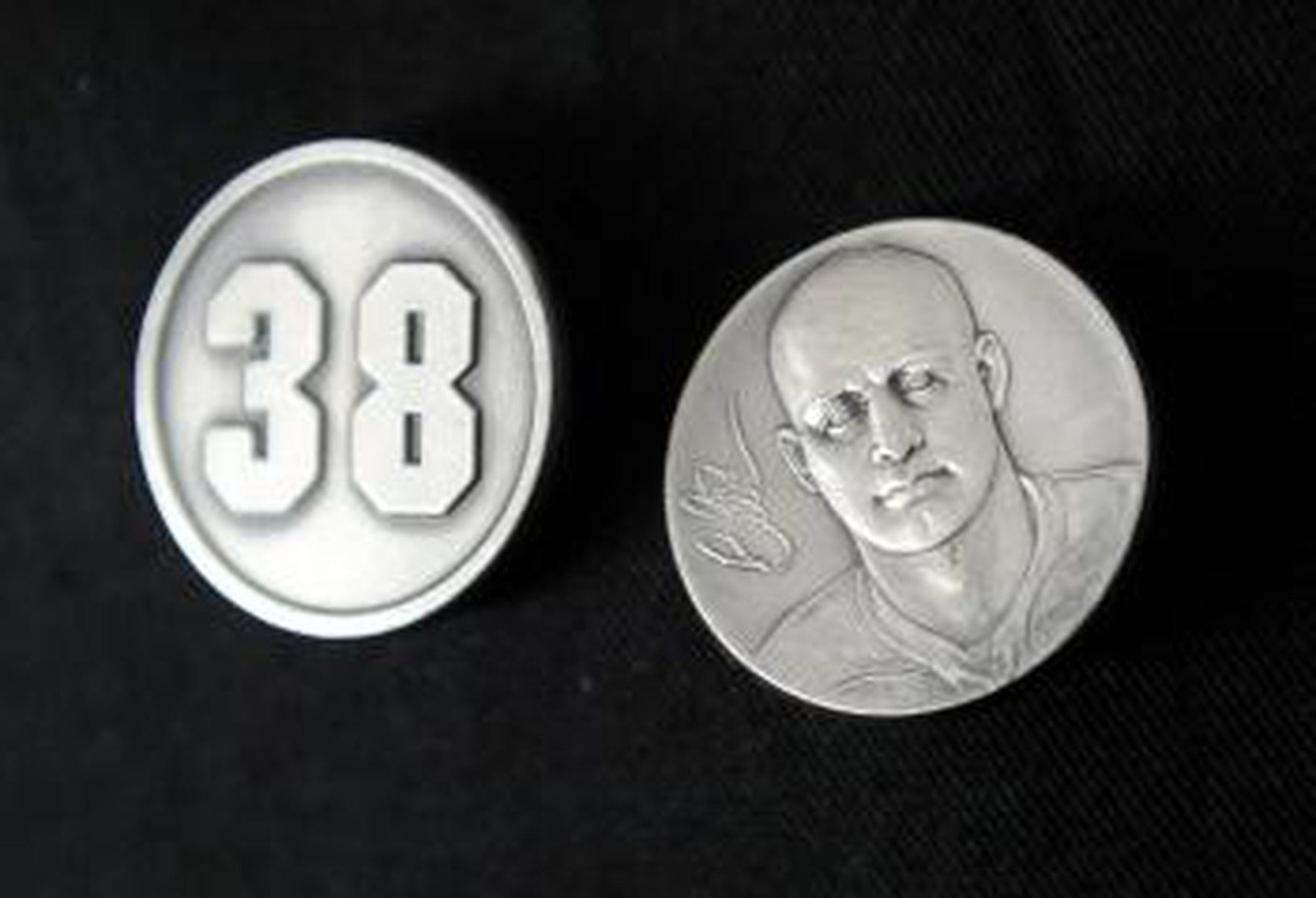 Pamätný strieborný odznak s
