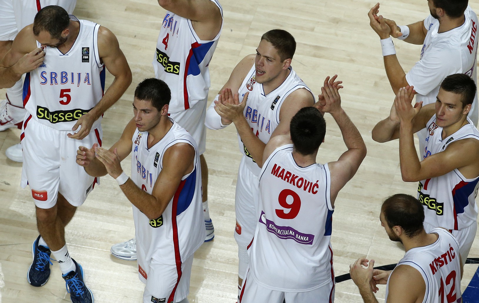 Srbskí basketbalisti oslavujú osemfinálový