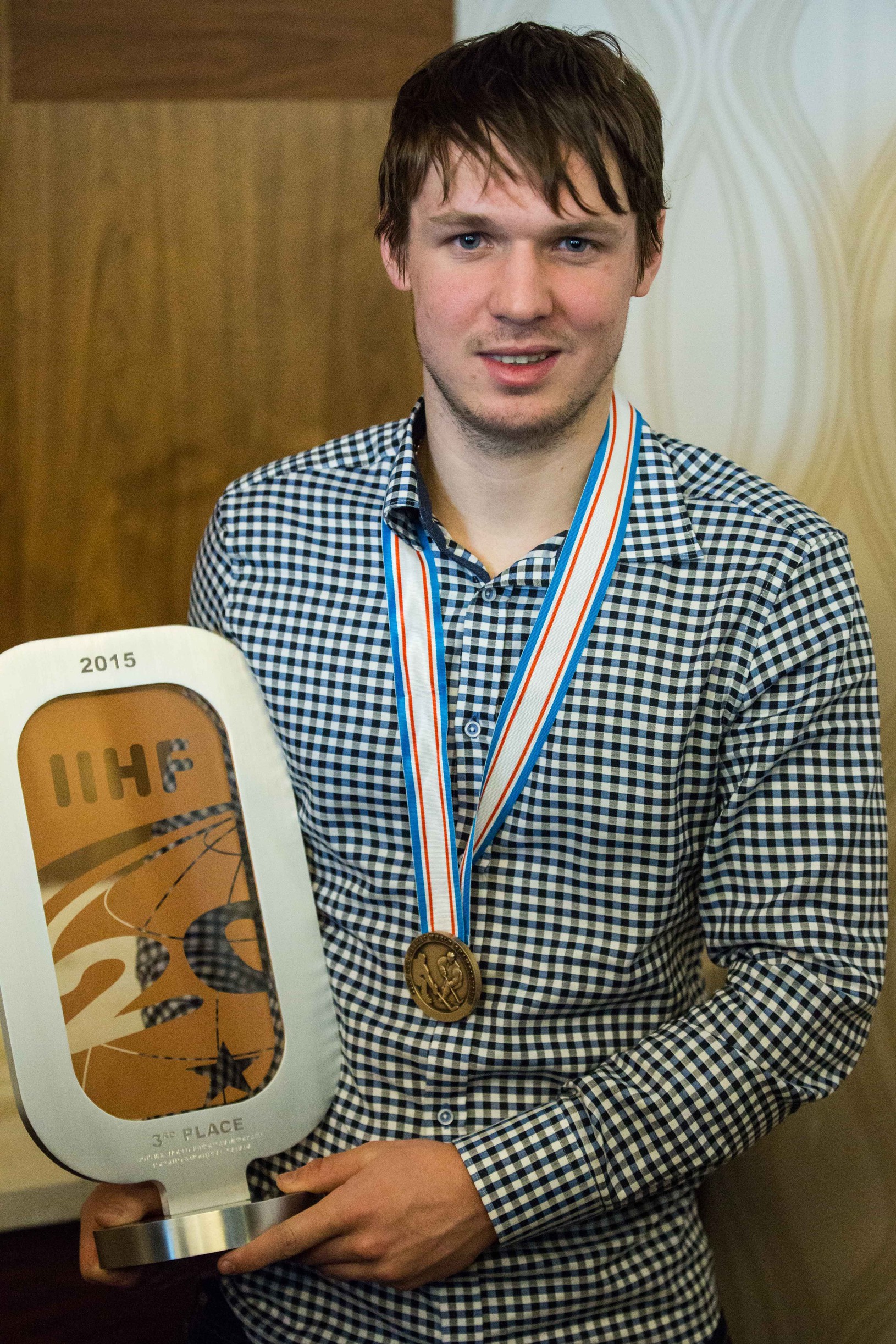 Denis Godla s trofejou