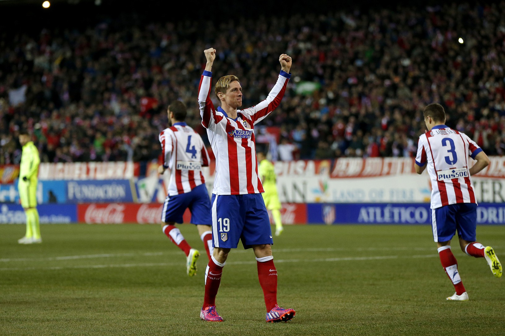 Fernando Torres oslavuje vedúci