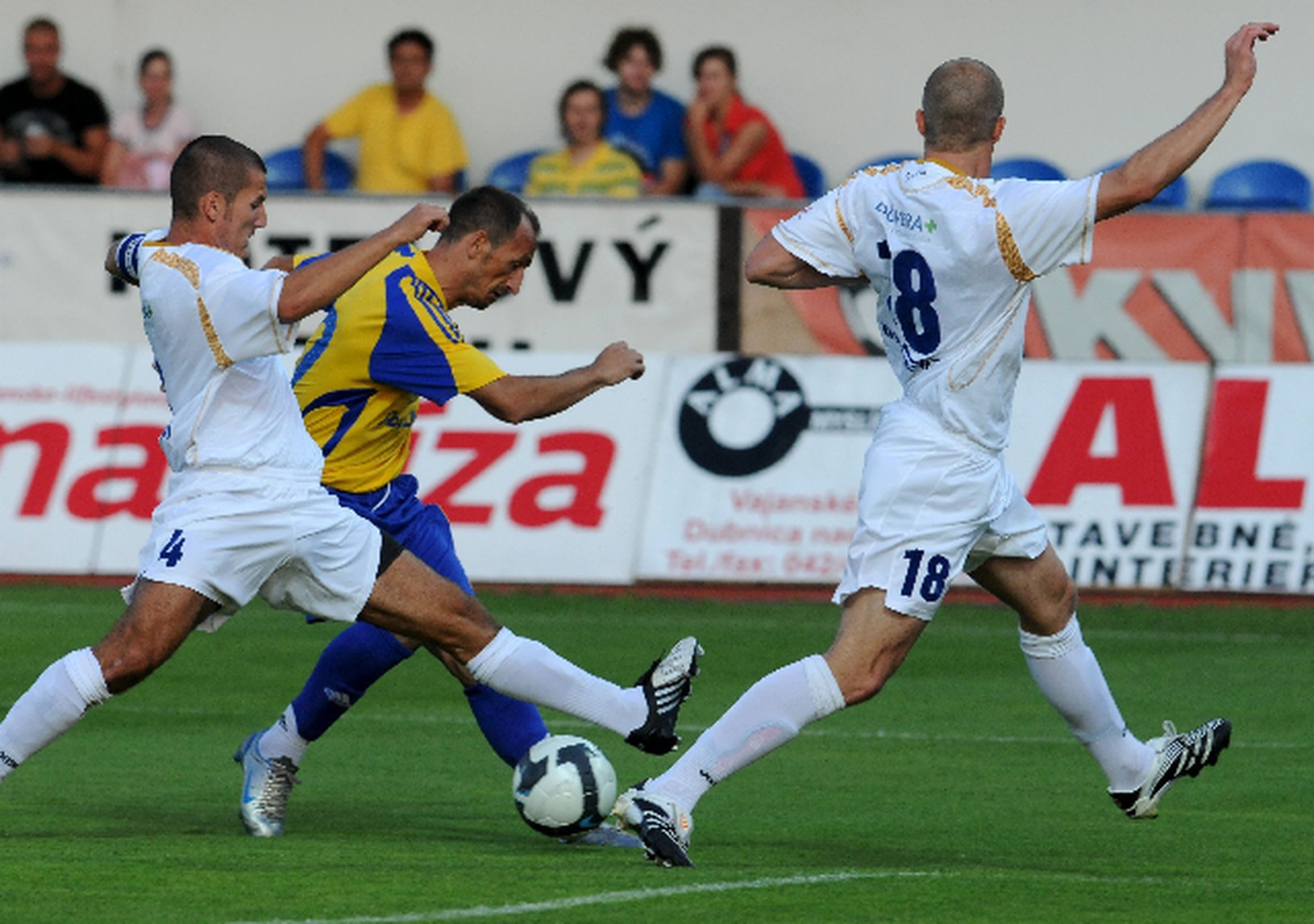 MFK Dubnica, DAC Dunajská