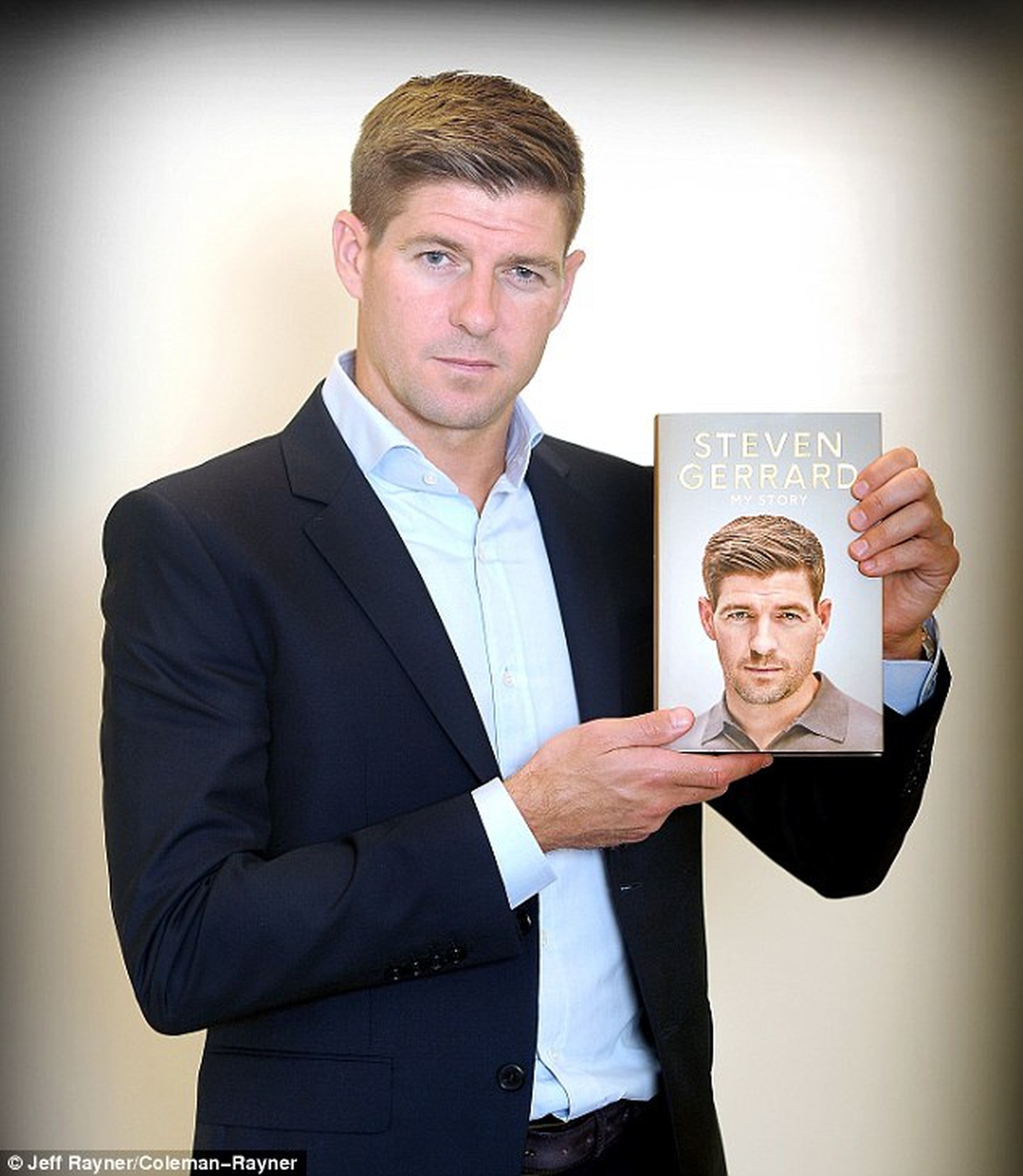 Steven Gerrard so svojou