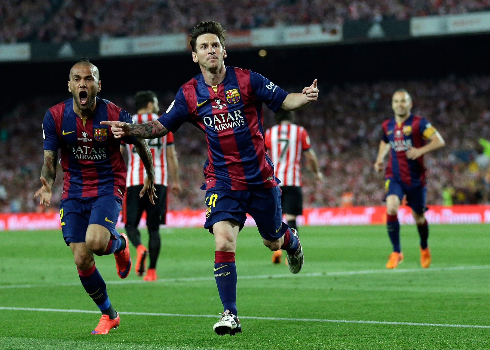Linonel Messi oslavuje gól,