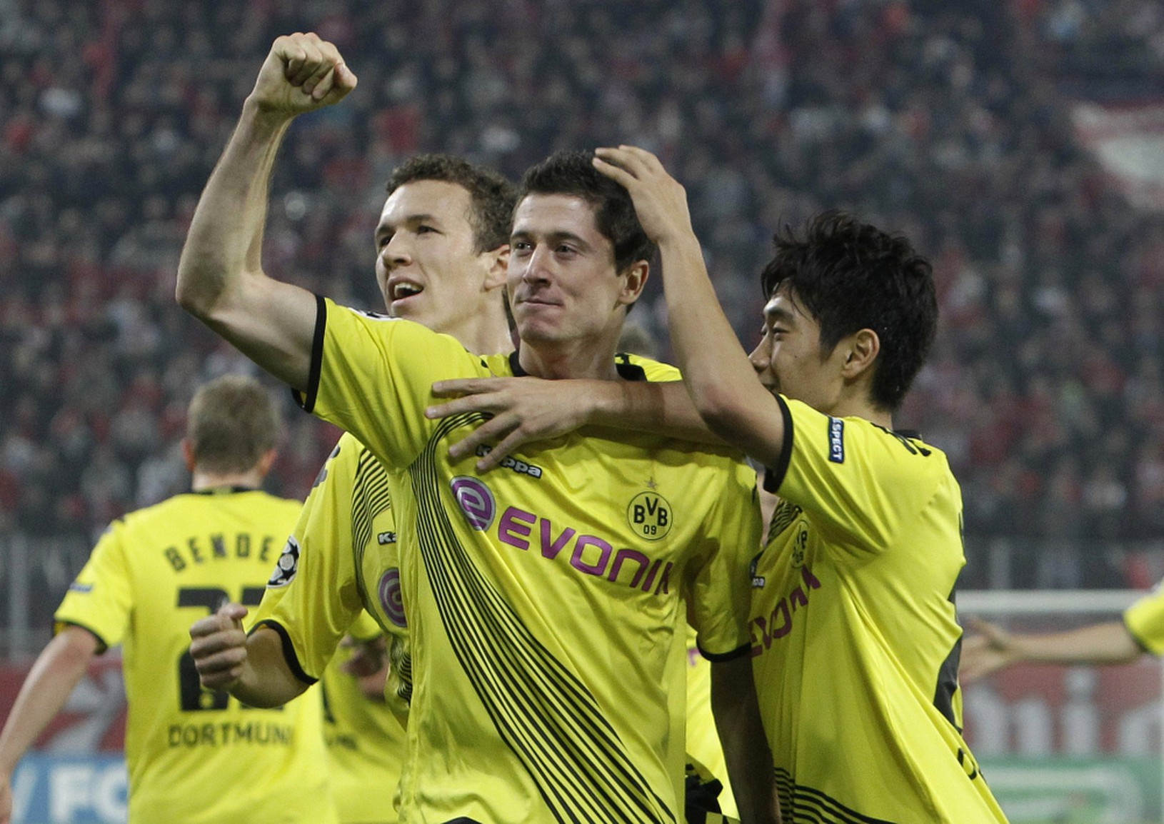 Robert Lewandowski oslavuje gól