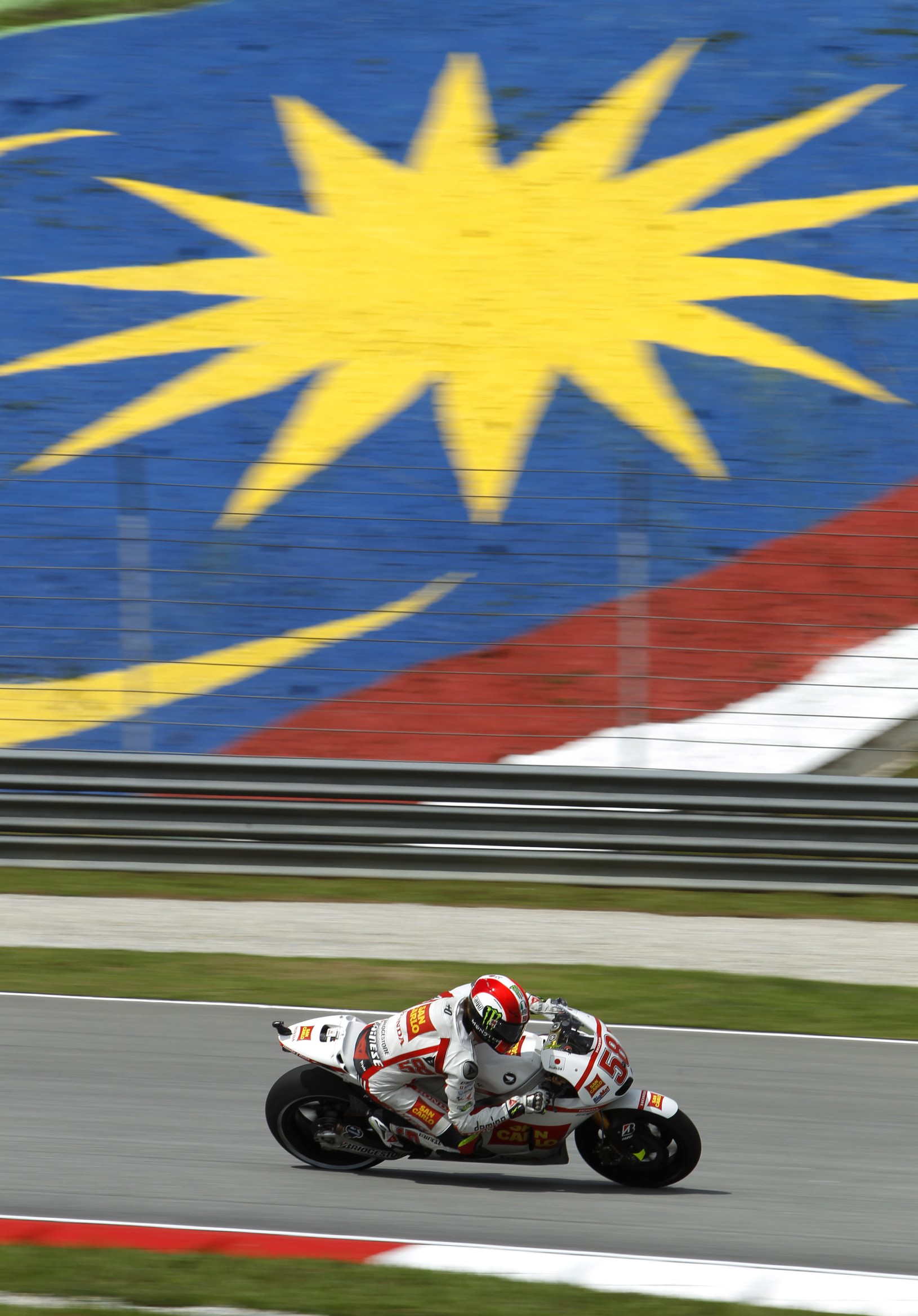 Marco Simoncelli tragicky zahynul