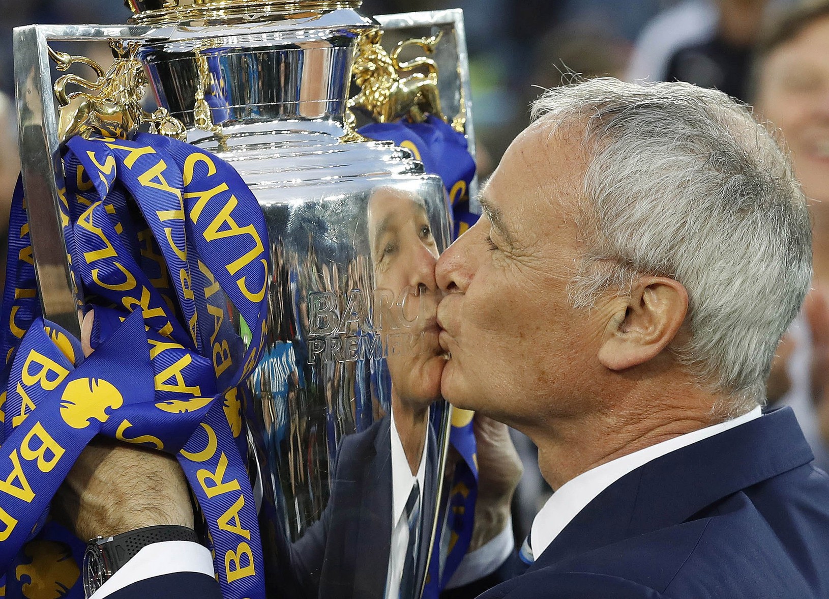 Claudio Ranieri s trofejou