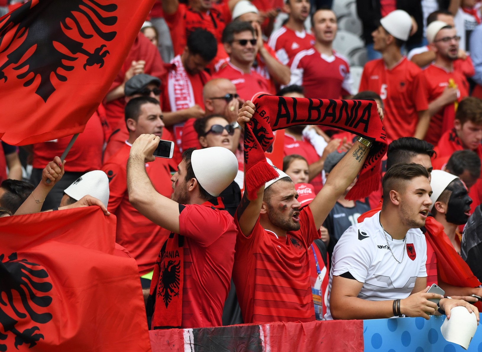 Albánski fanúšikovia