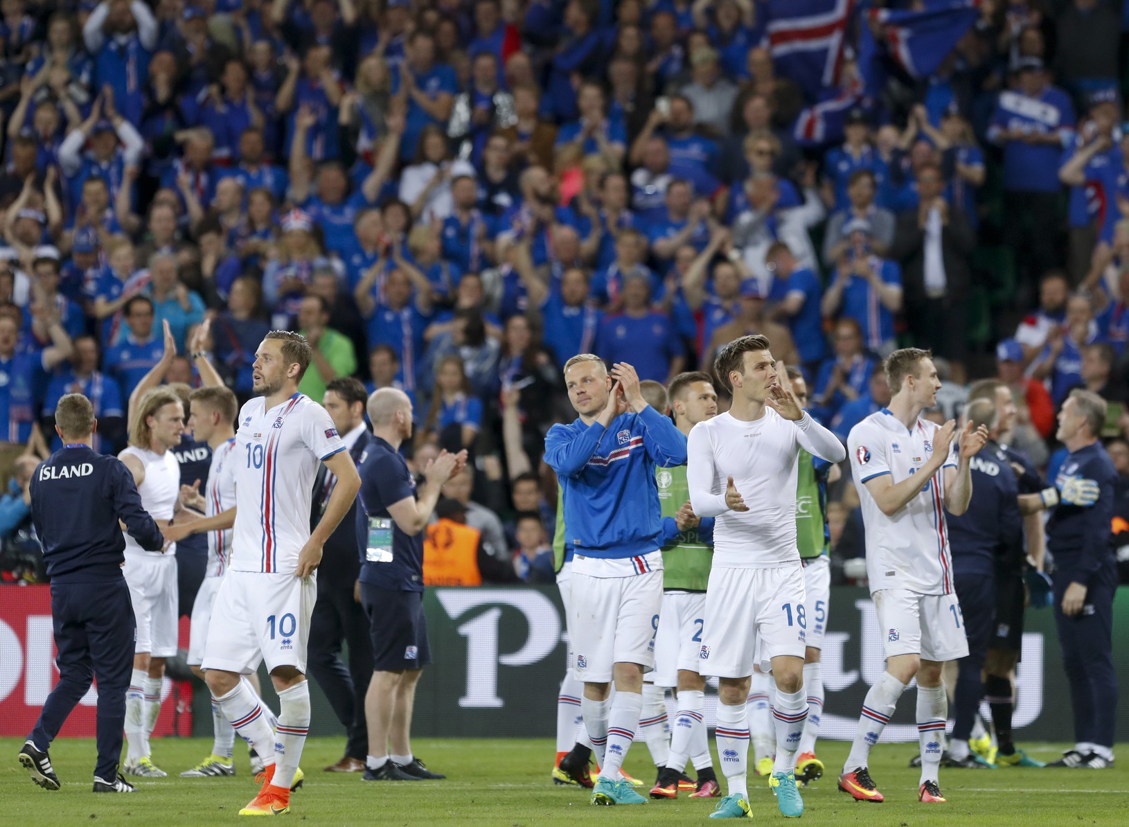 Radosť hráčov Islandu po
