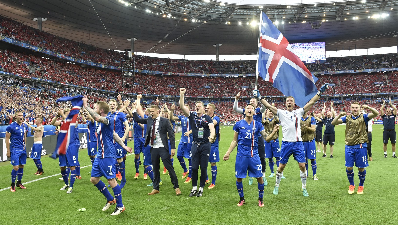 Radosť Islanďanov po postupe