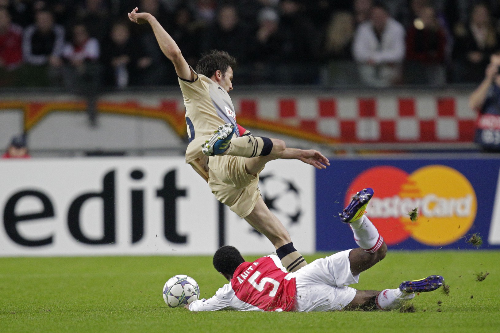 Ajax nastielal Záhrebu štyri