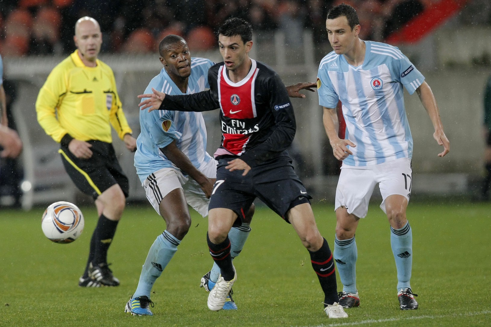 Javier Pastore medzi hráčmi
