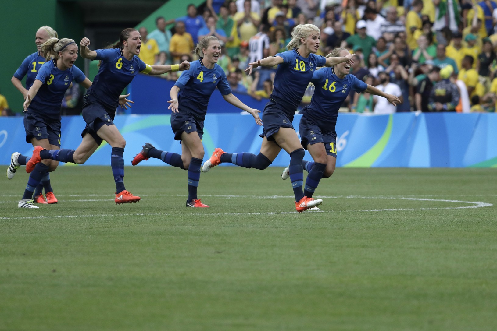 Víťazné oslavy švédskych futbalistiek