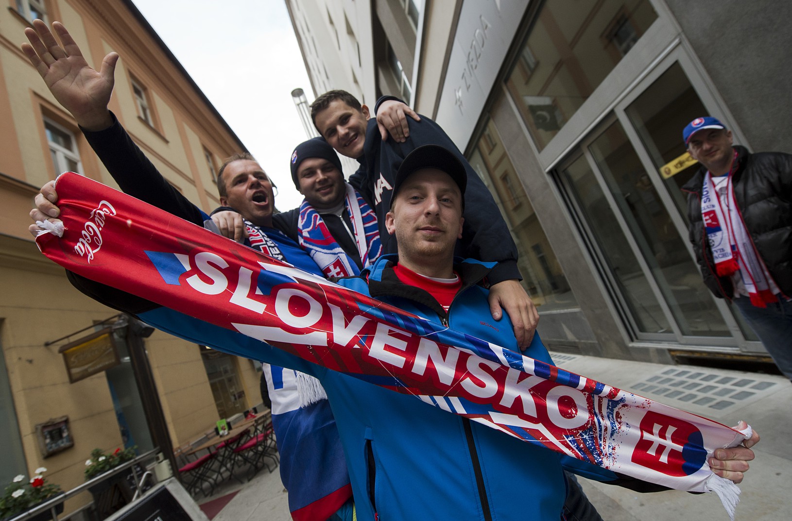 Slovenskí futbaloví fanúšikovia v