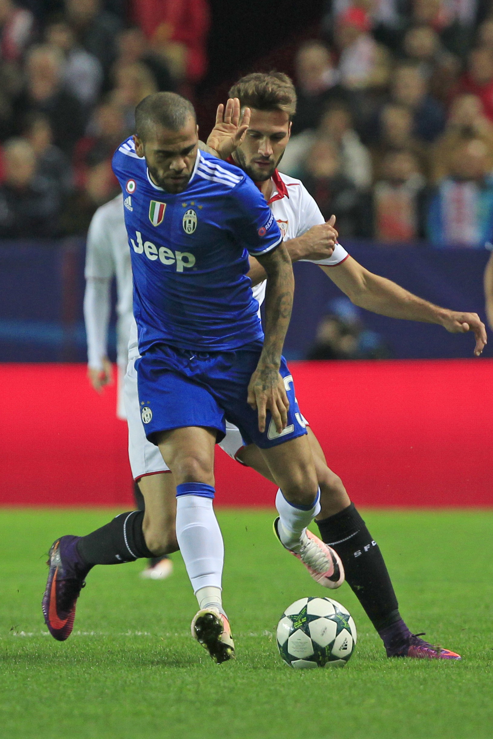 Franco Vazquez a vľavo