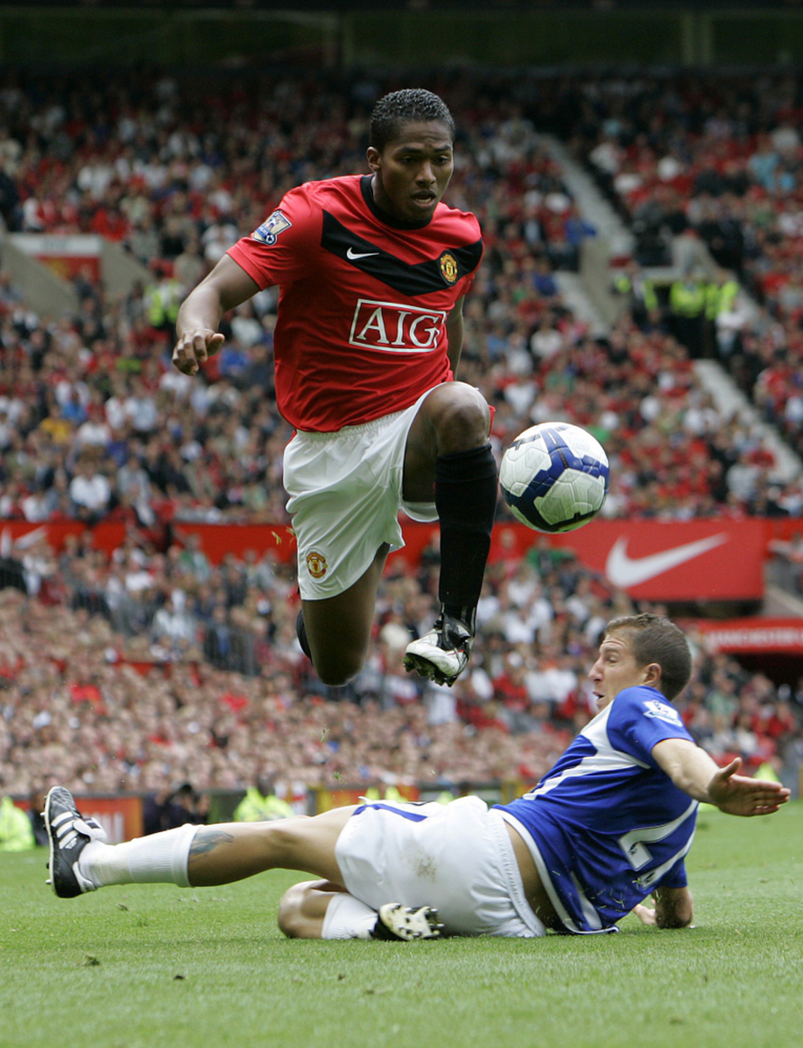 Antonio Valencia a Gregory