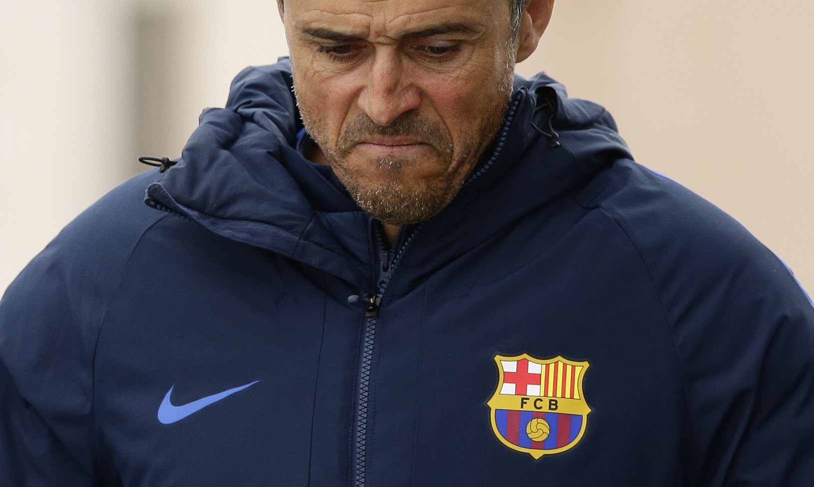 Zamyslený tréner Barcelony Luis