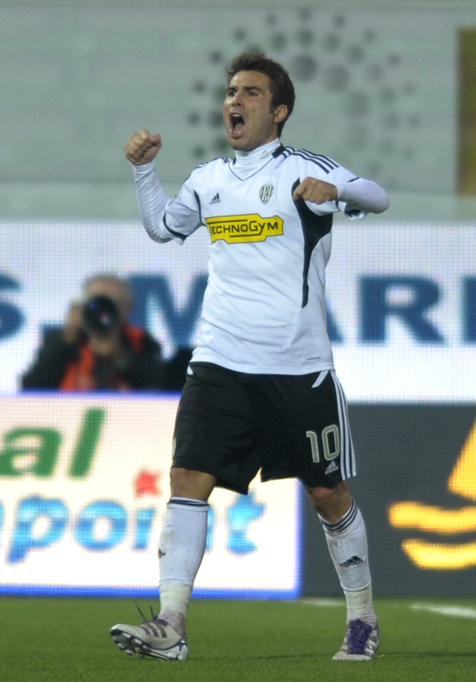 Adrian Mutu rozhodol o